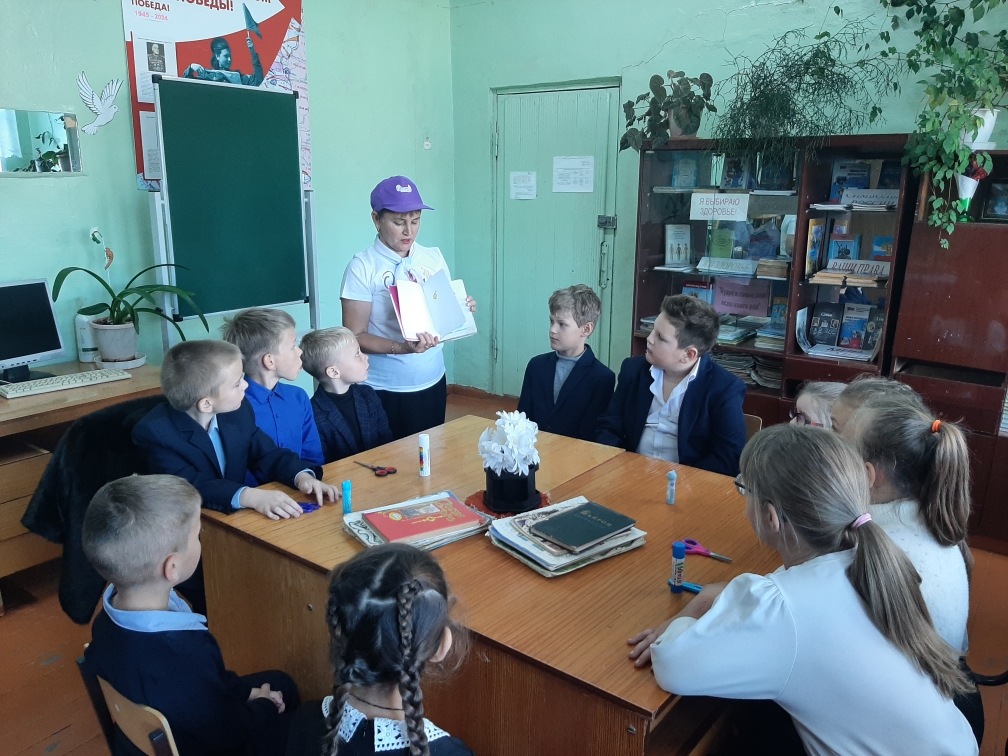«Не в службу, а в дружбу».
